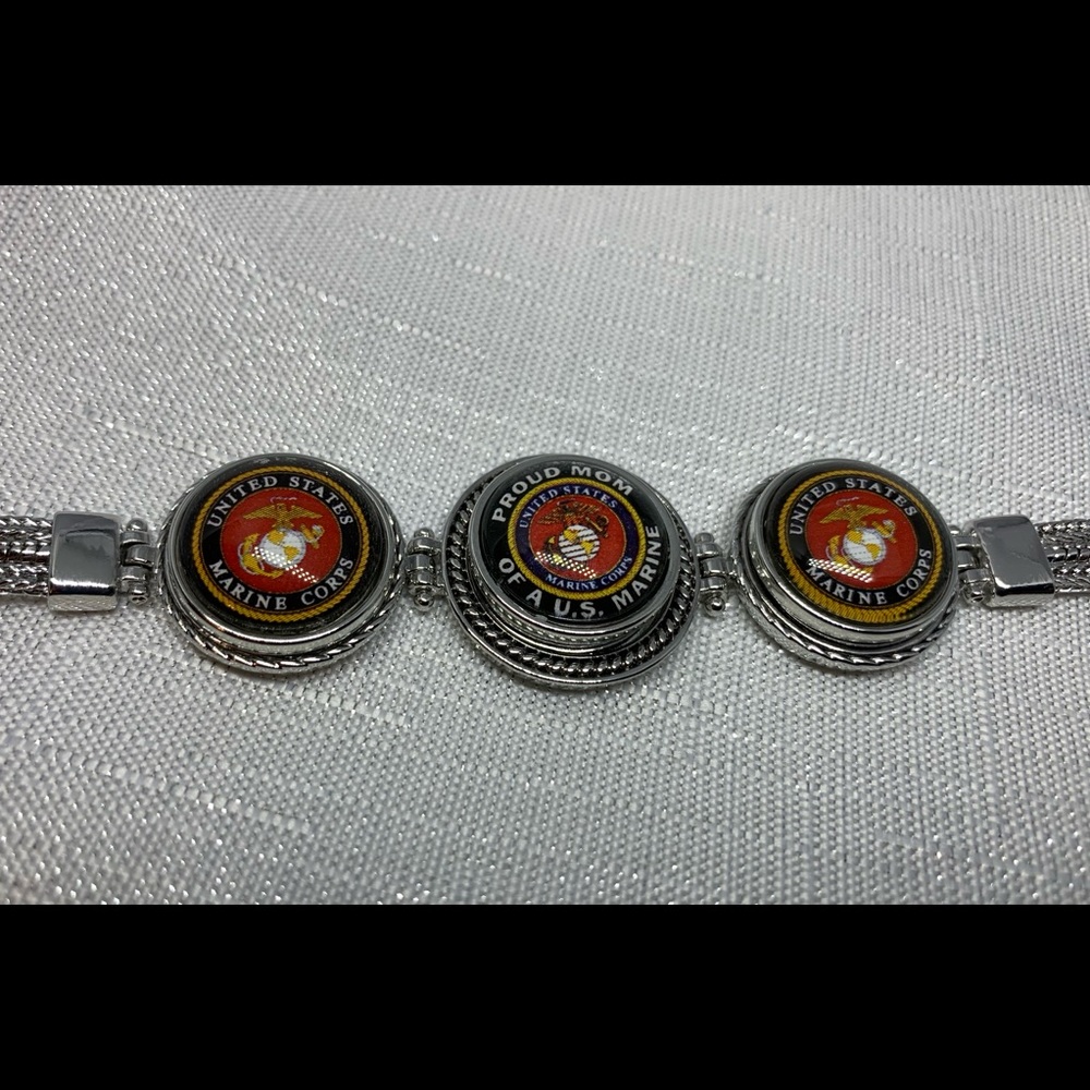 🇺🇸Custom Listing - Set of 3 - U.S. Marine Mom 3 Charm Bracelets - Picture 8 of 9